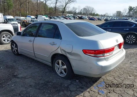 2004 Honda Accord 2.4 Dx z USA, uszkodzony, nr VIN 1HGCM56124A005541